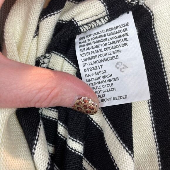 NWT Leslie Fay Womens Black and White Sweater with Attached Tie Scarf Size S - Picture 7 of 8